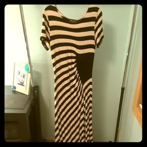 Trulli Tan/Black Stripe Maxi Dress Size Large
